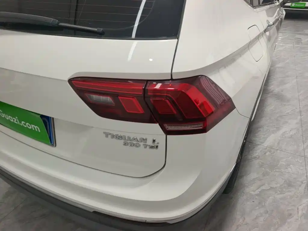 Volkswagen Tiguan L — миниатюра 8