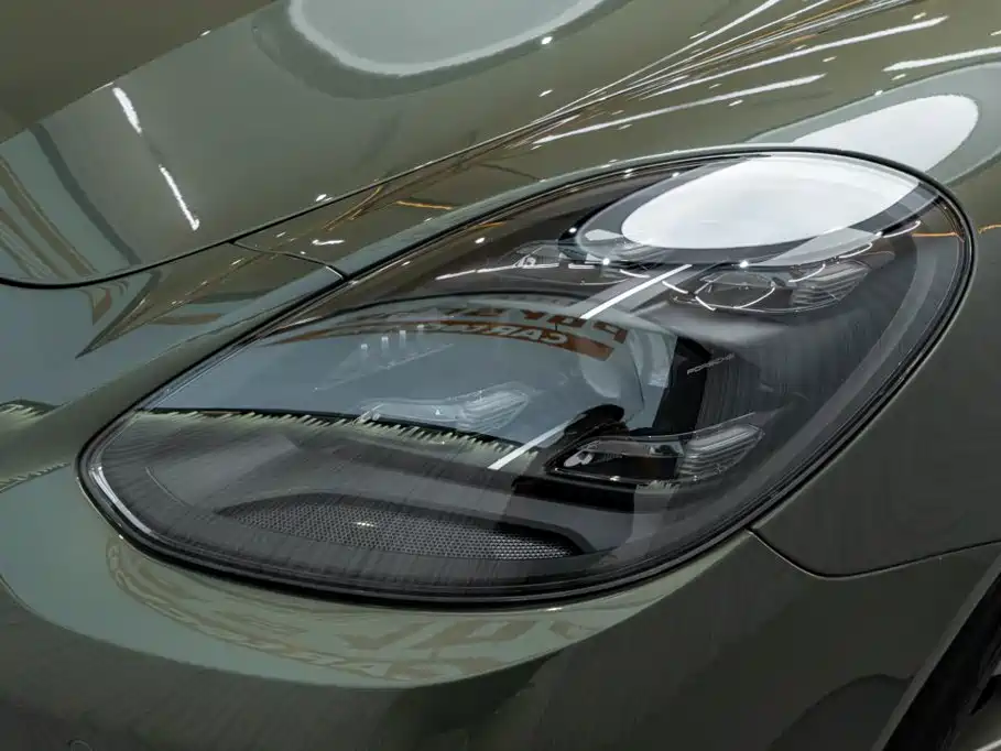 Porsche Panamera — миниатюра 8
