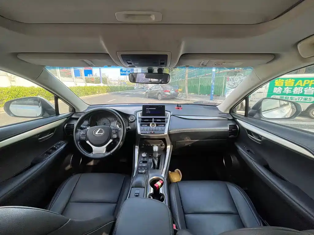Lexus NX — миниатюра 9