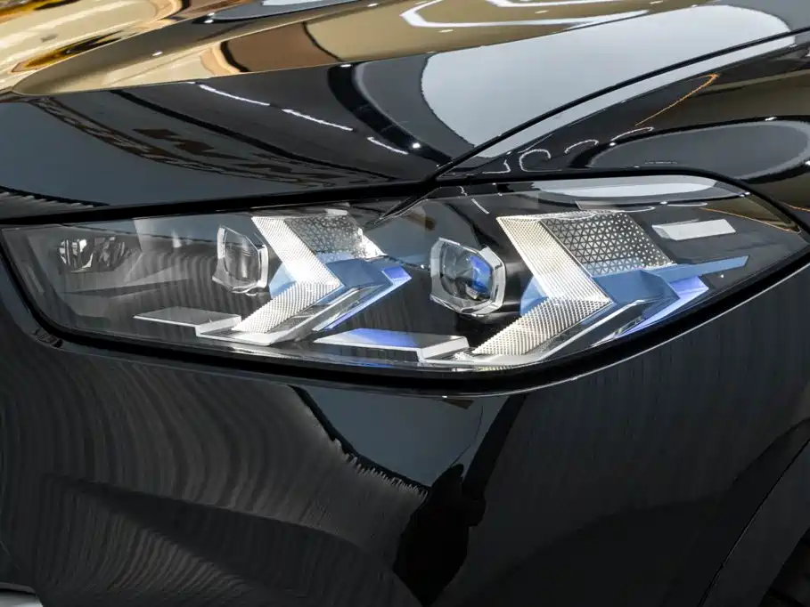 BMW X5 — миниатюра 8