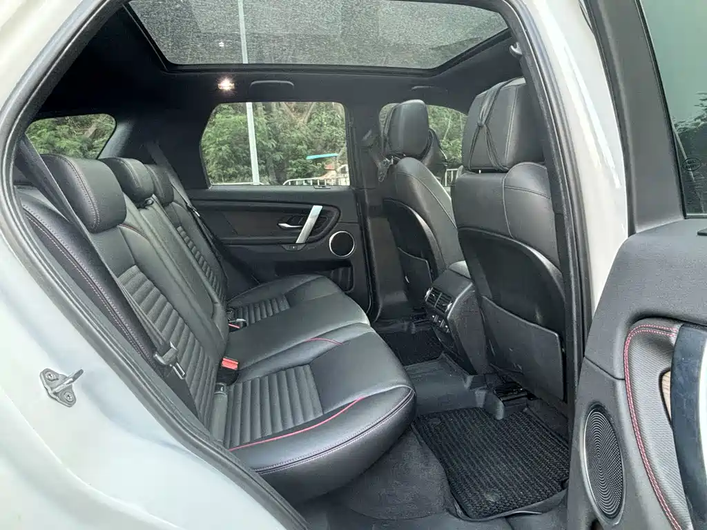 Land Rover Discovery Sport — миниатюра 10