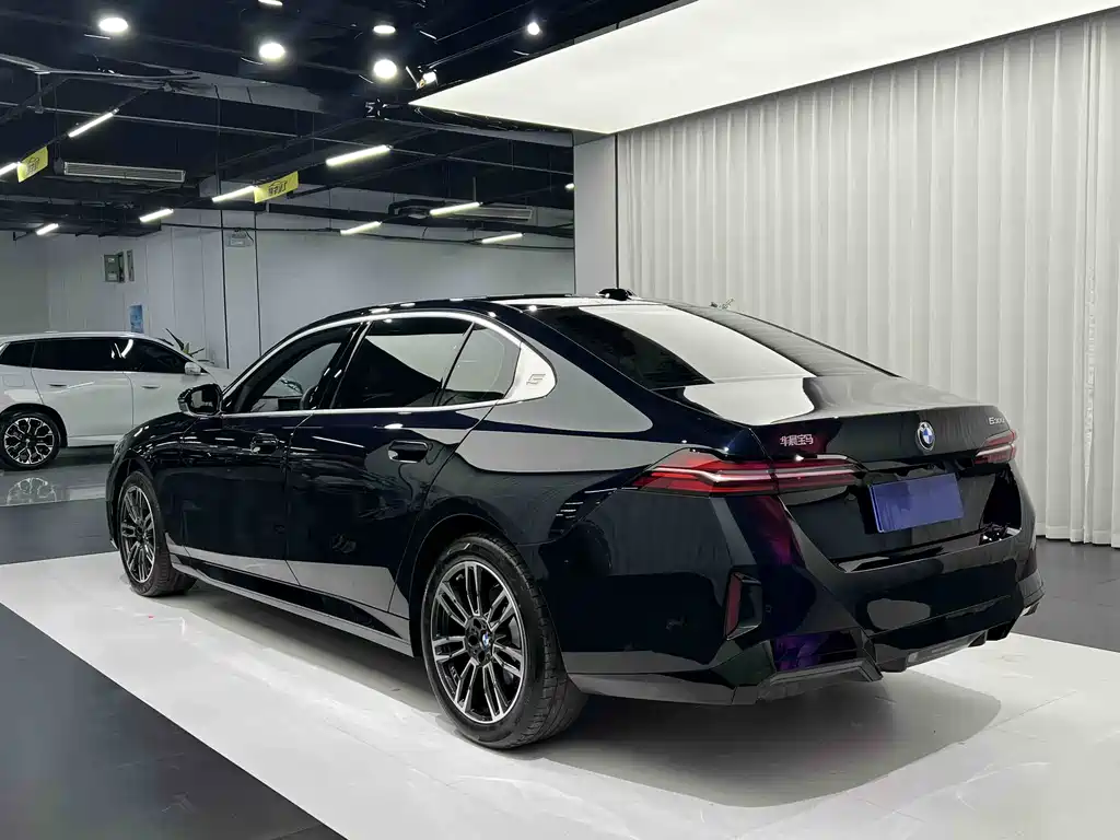BMW 5 Series 5 2025 530Li Lead M Sport