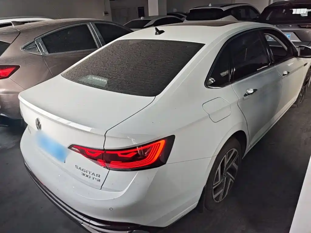Volkswagen Sagitar — миниатюра 6