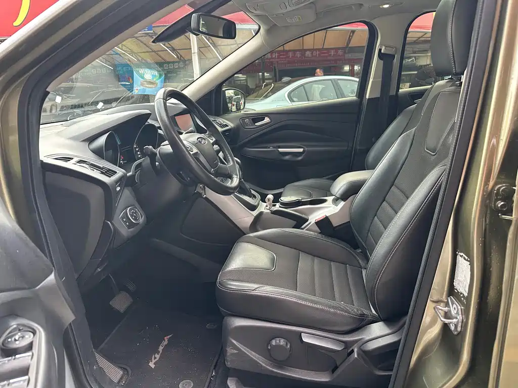 Ford Kuga — миниатюра 4