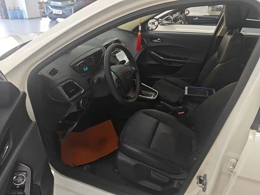 Ford Escort — миниатюра 15