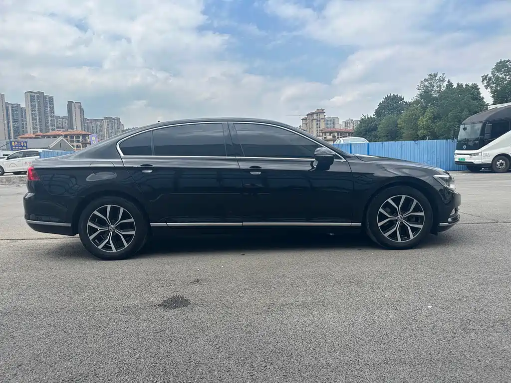 Volkswagen Magotan — миниатюра 10