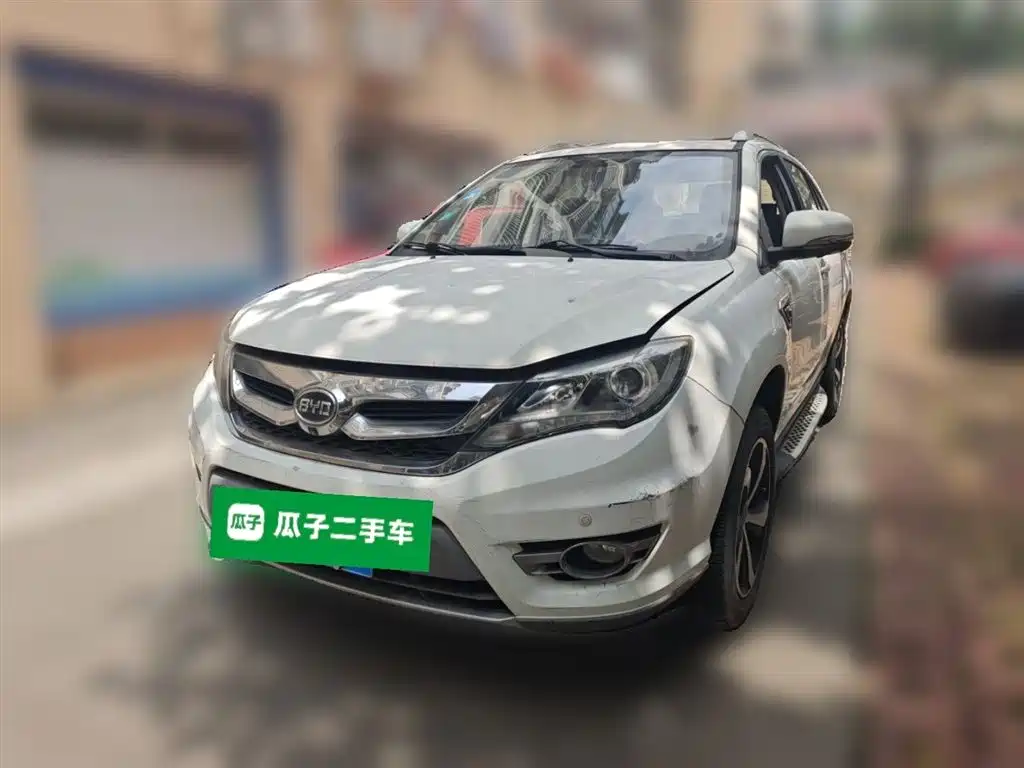 Byd S7 2015