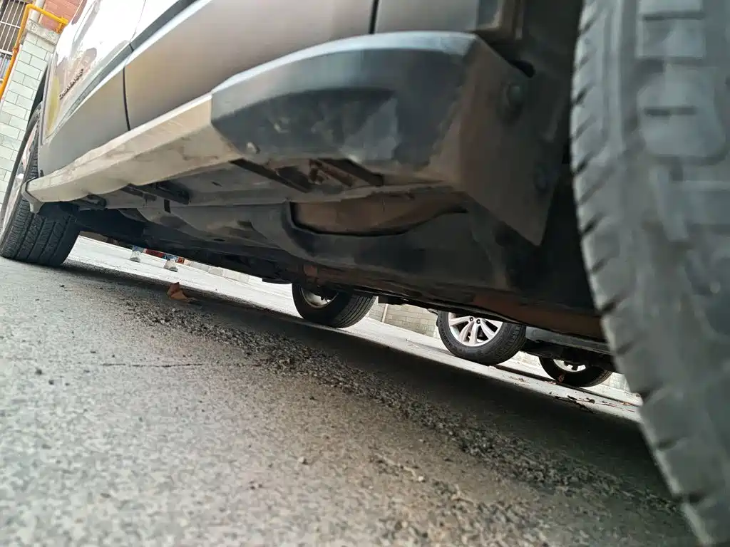 Jeep Cherokee (Import) — миниатюра 18