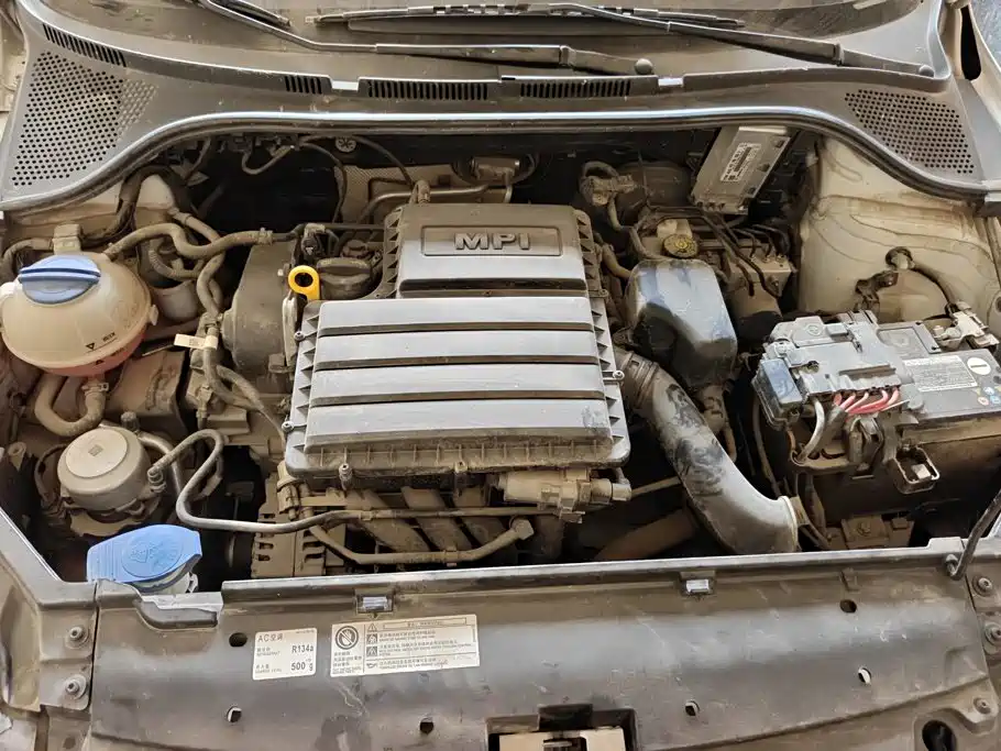 Volkswagen Santana — миниатюра 10