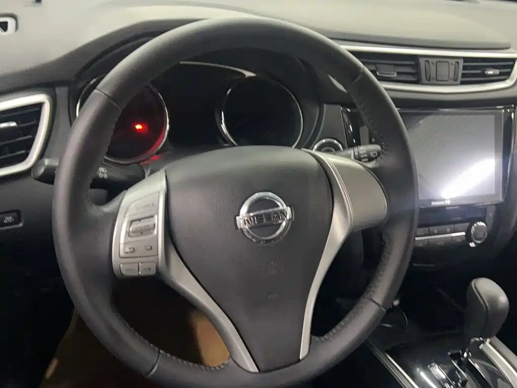 Nissan X-Trail — миниатюра 16