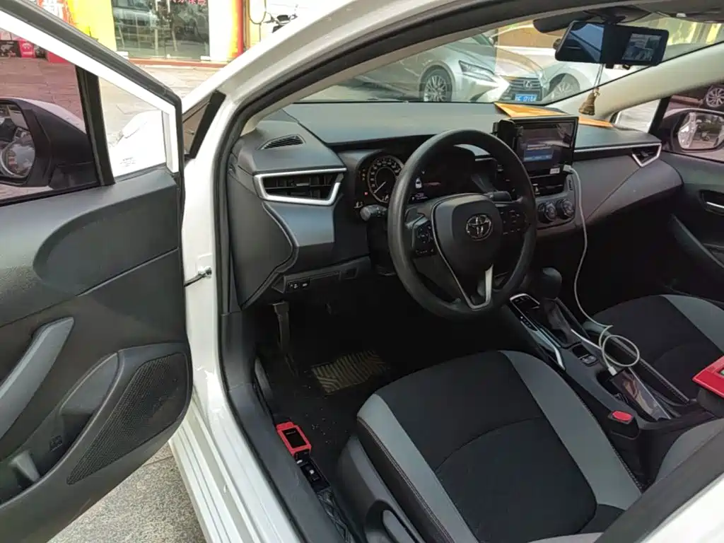 Toyota Corolla — миниатюра 16