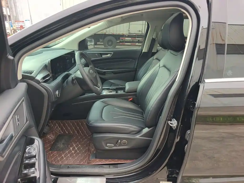 Ford Edge — миниатюра 15