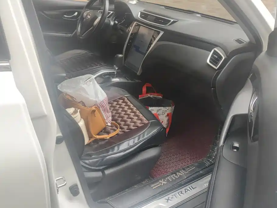 Nissan X-Trail — миниатюра 8