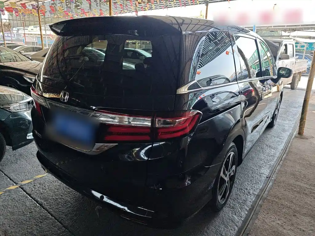 Honda Odyssey — миниатюра 7