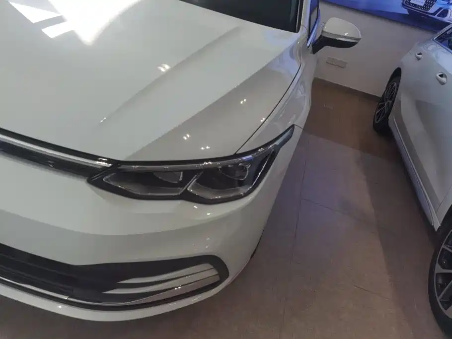 Volkswagen Golf — миниатюра 5