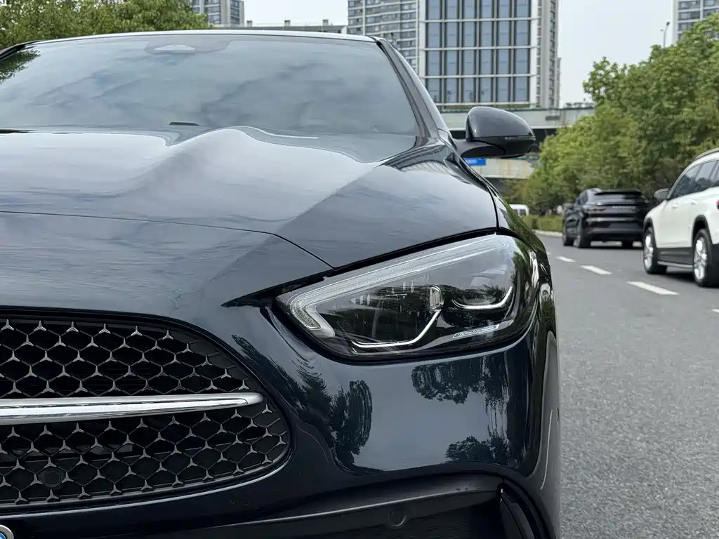 Mercedes-Benz C-Class — миниатюра 20