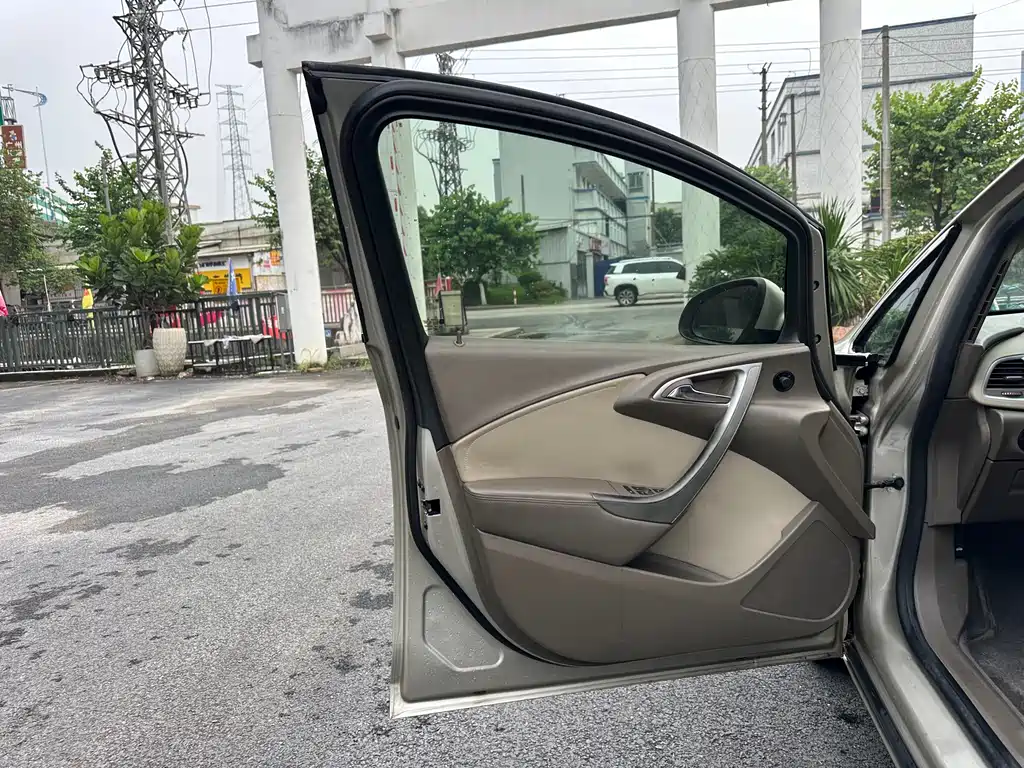 Buick Excelle 2013 GT 1.6L AT Fashion