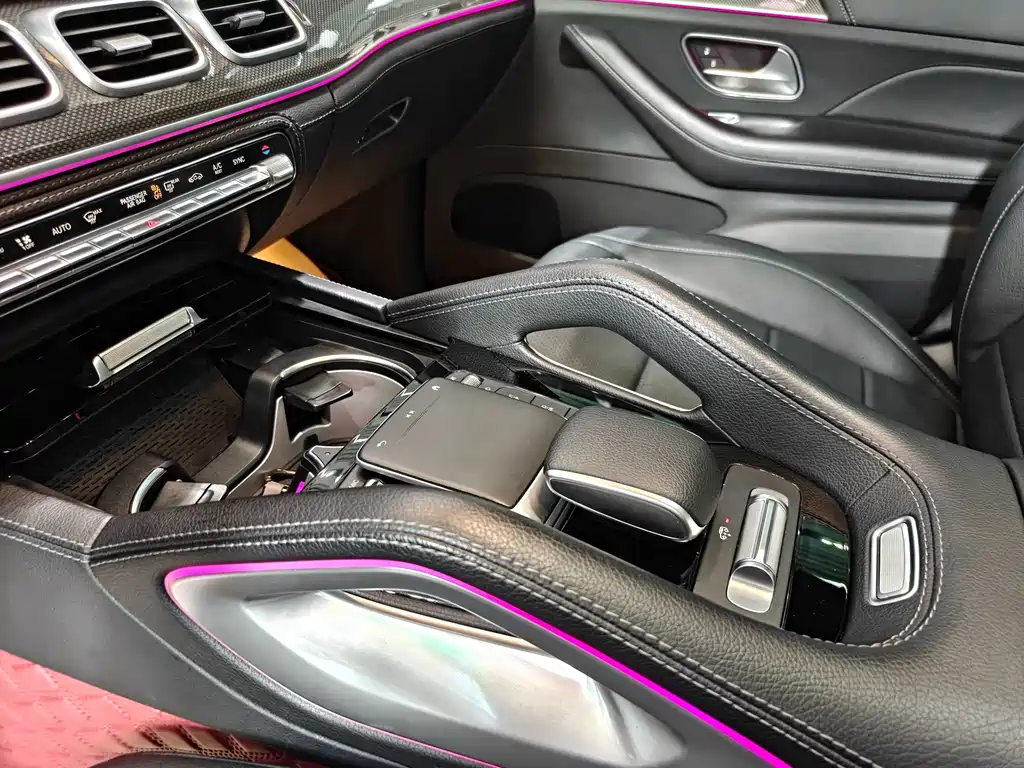 Mercedes-Benz GLS — миниатюра 14