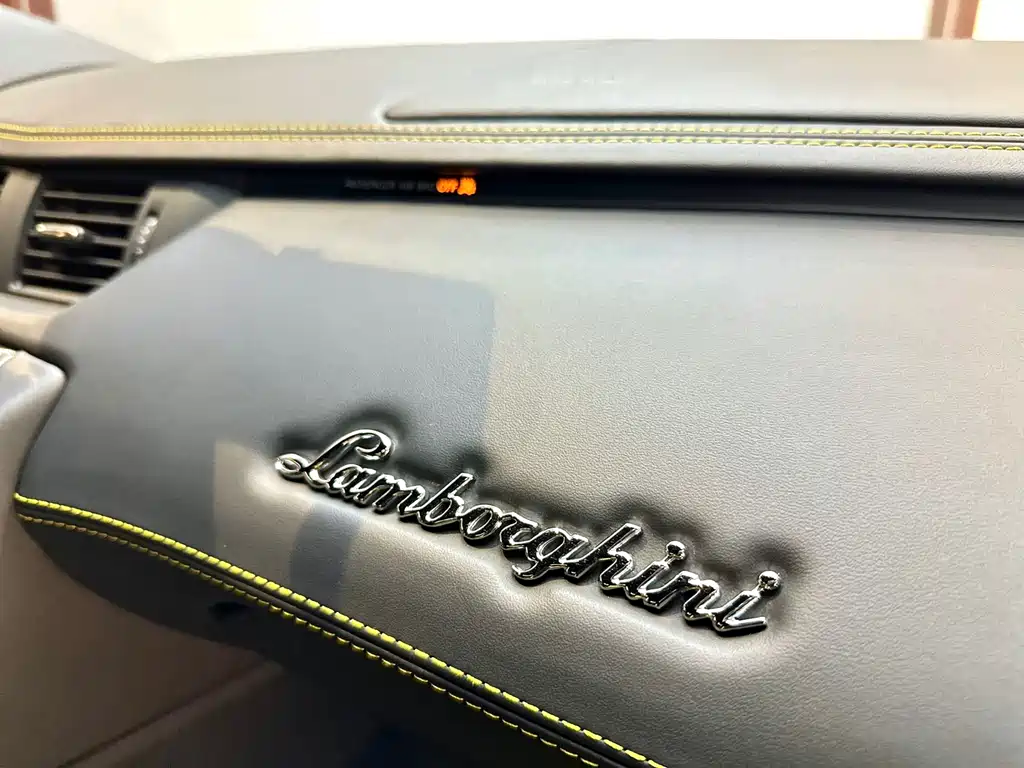 Lamborghini Aventador 2011 LP 700-4