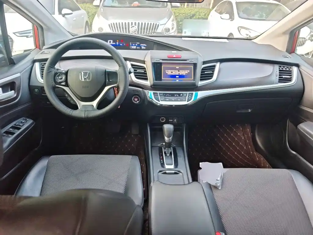 Honda Jade — миниатюра 10
