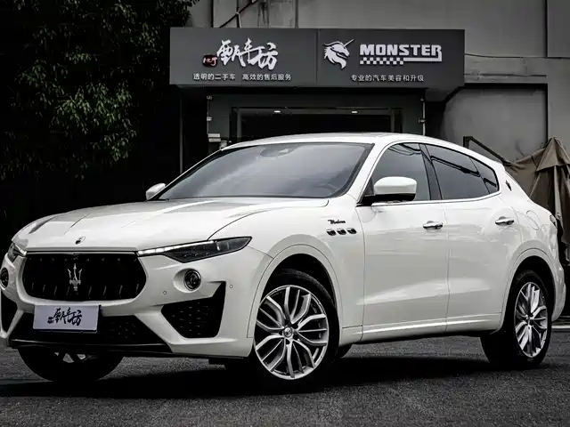 maserati levante