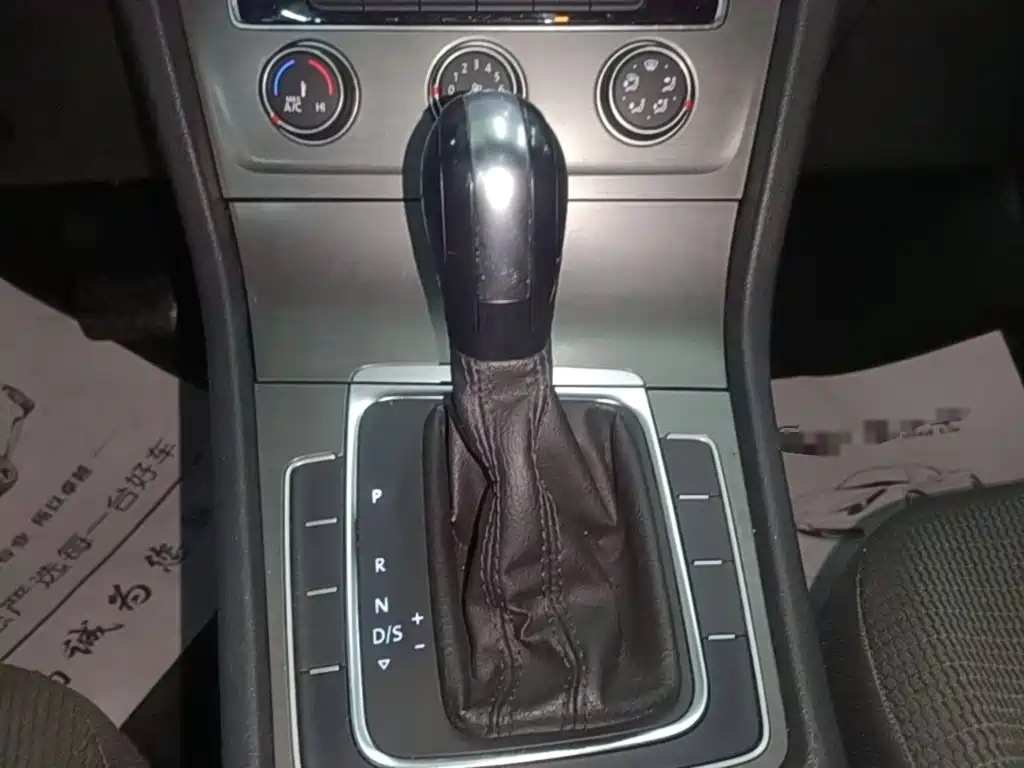Volkswagen Golf — миниатюра 14