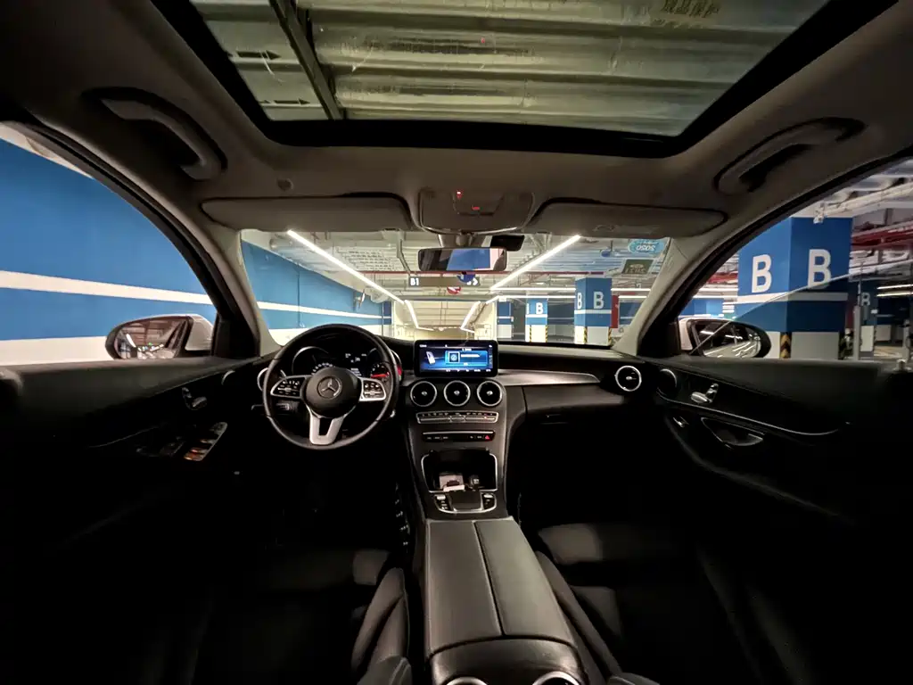 Mercedes-Benz C-Class — миниатюра 17