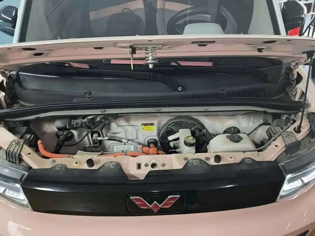 Wuling MINIEV — миниатюра 20