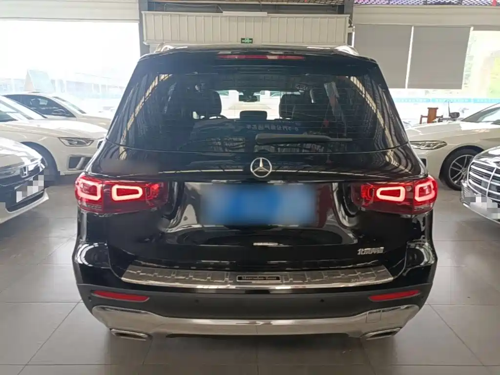 Mercedes-Benz GLB — миниатюра 6