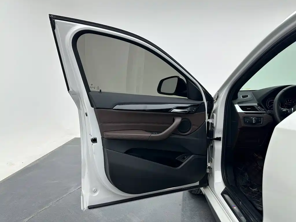 BMW X2 — миниатюра 11