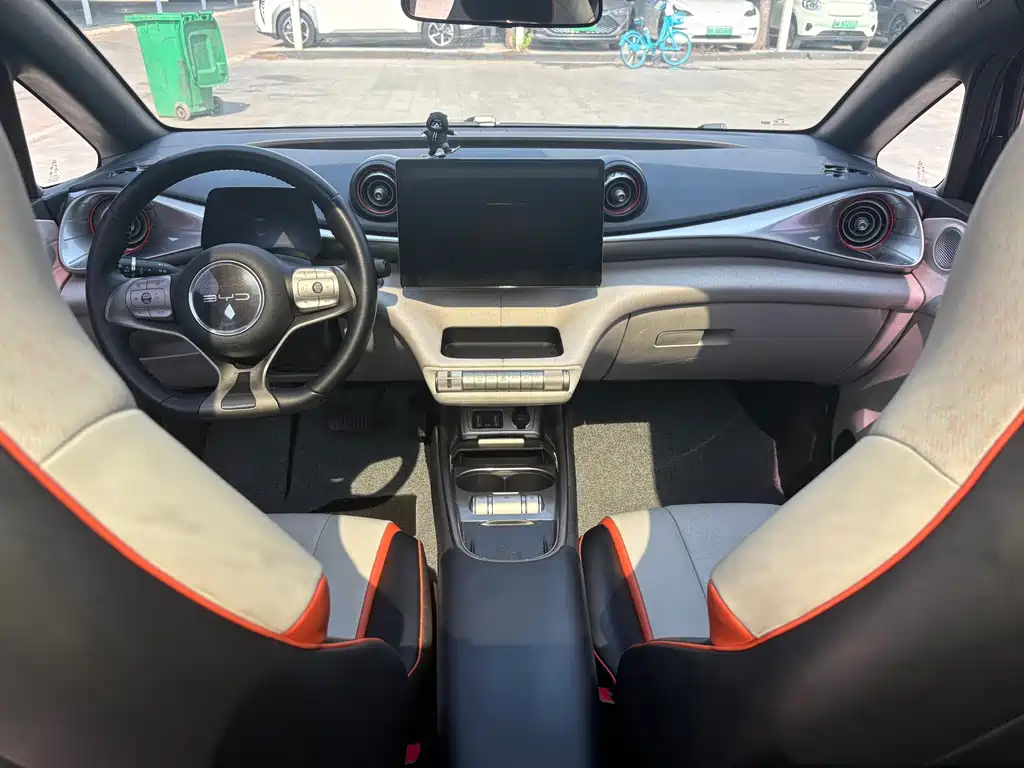 BYD Dolphin — миниатюра 9