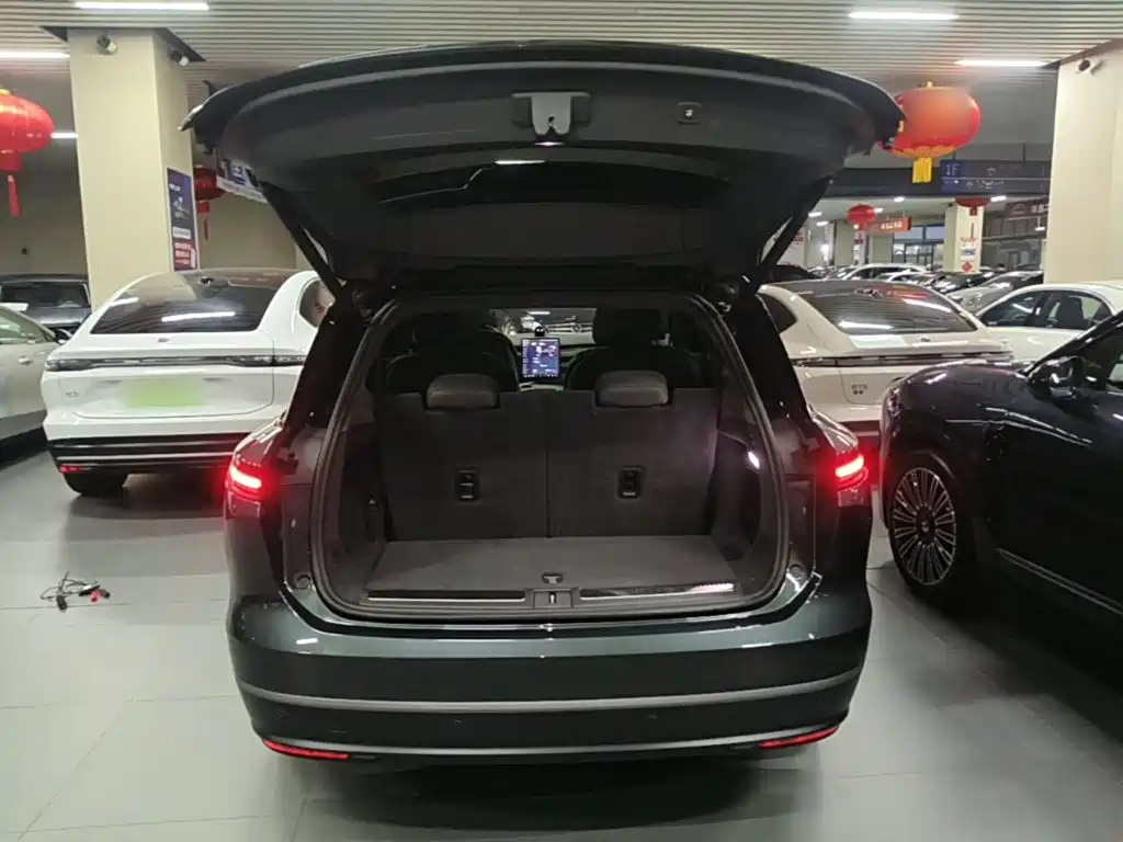 NIO ES8 — миниатюра 19