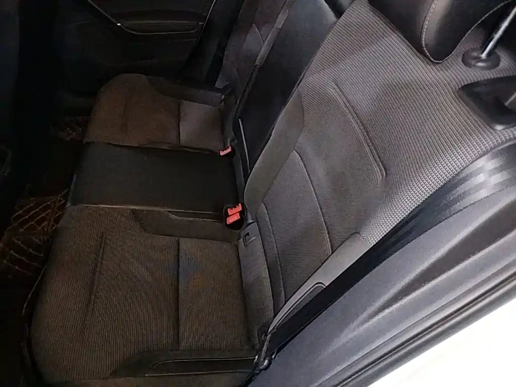 Volkswagen Golf — миниатюра 17