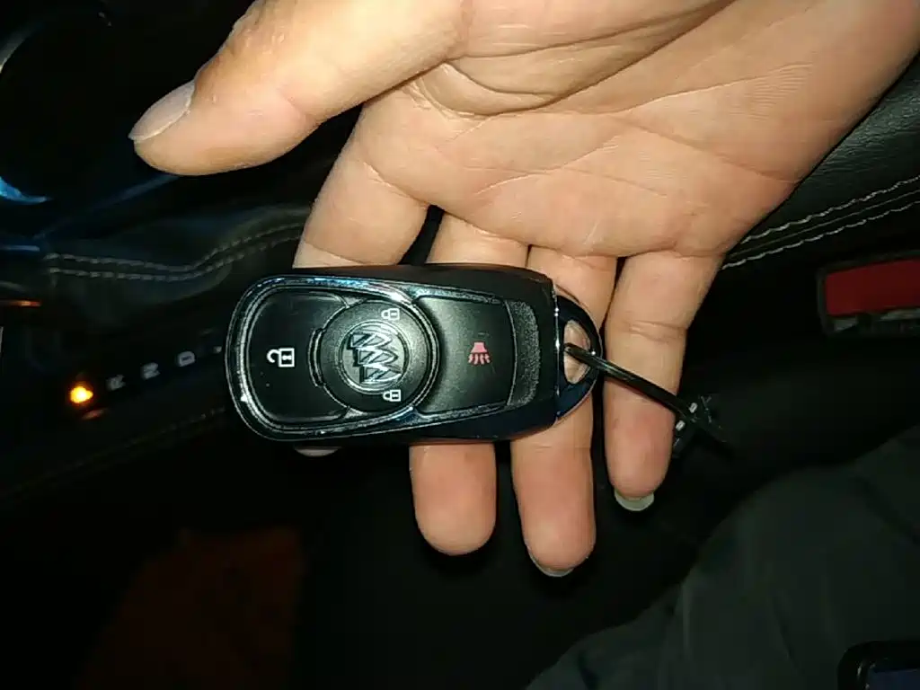 Buick Envision Plus — миниатюра 9