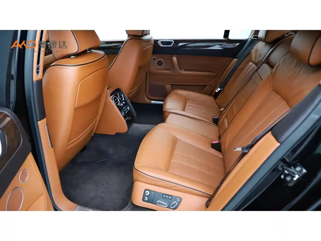 Bentley Flying Spur — миниатюра 7