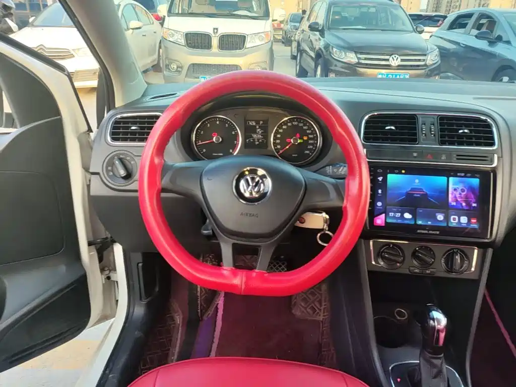 Volkswagen Polo — миниатюра 11