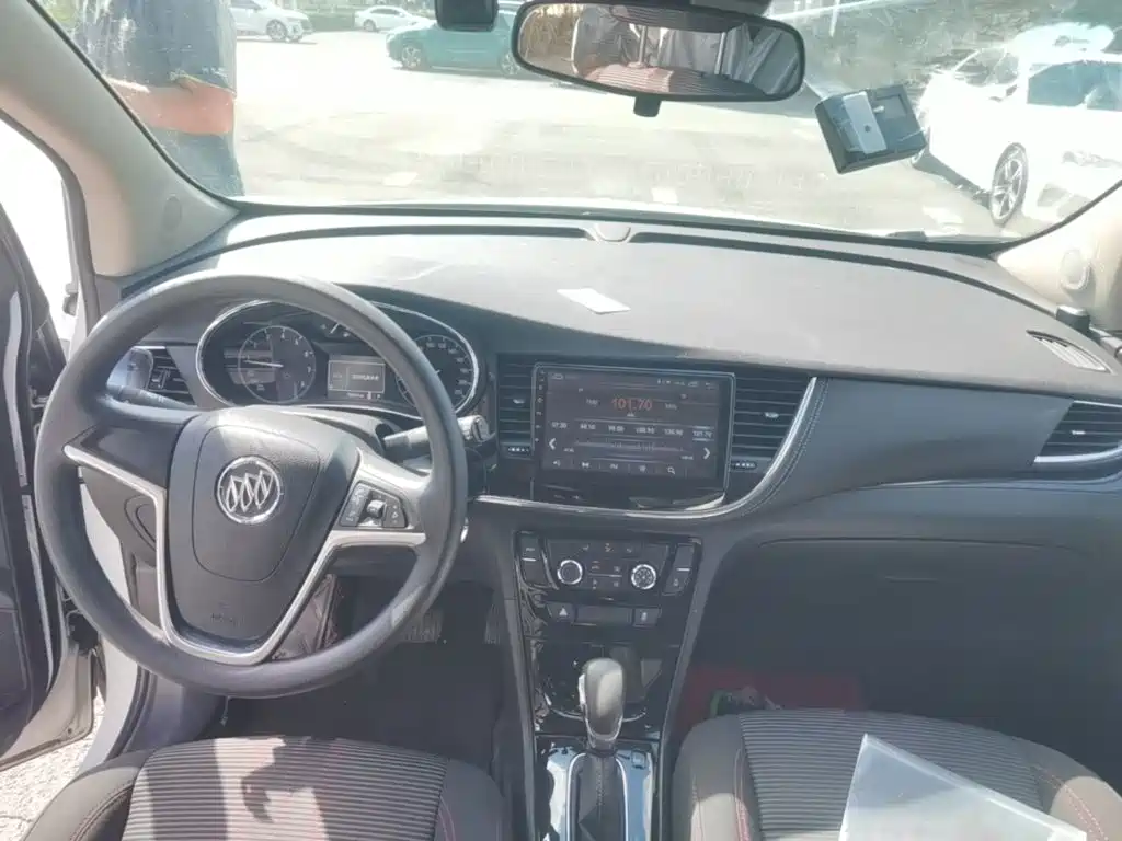 Buick Encore — миниатюра 14