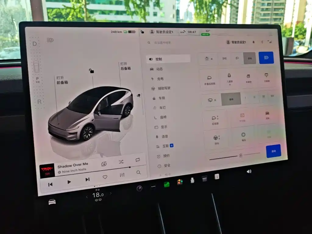 Tesla Model Y L — миниатюра 13