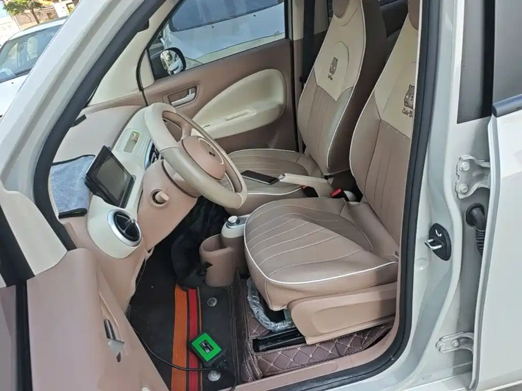 Wuling MINIEV — миниатюра 15