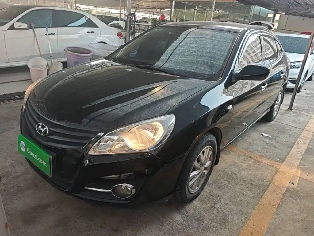 Hyundai Elantra — миниатюра 2