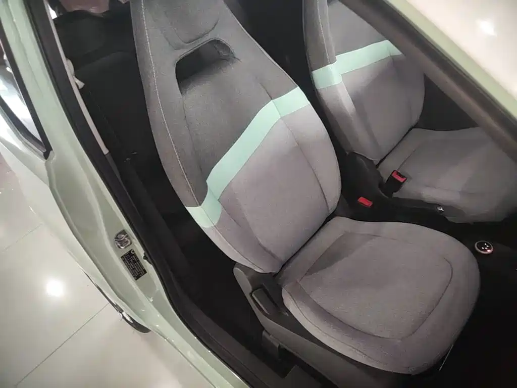Wuling MINIEV — миниатюра 25