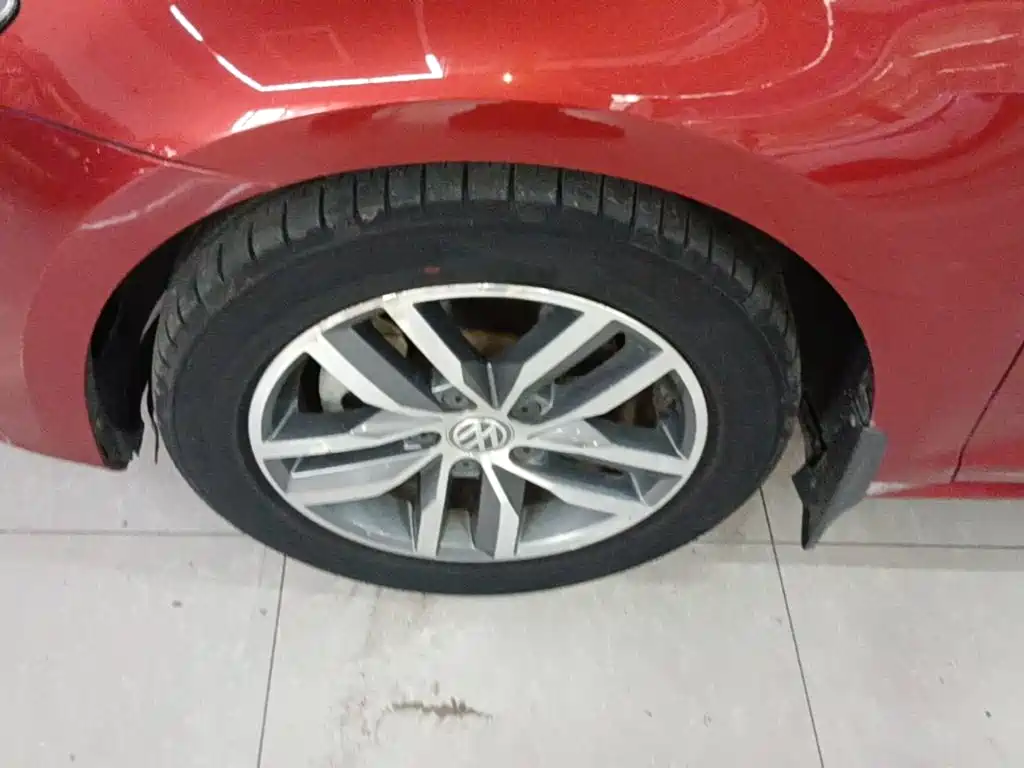 Volkswagen Golf — миниатюра 23