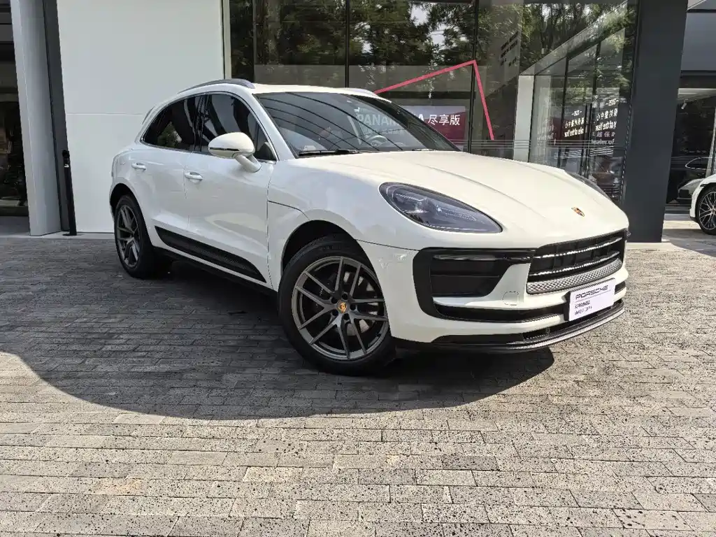 Porsche Macan — миниатюра 5