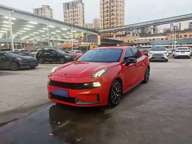 2020 Lynk & Co 03