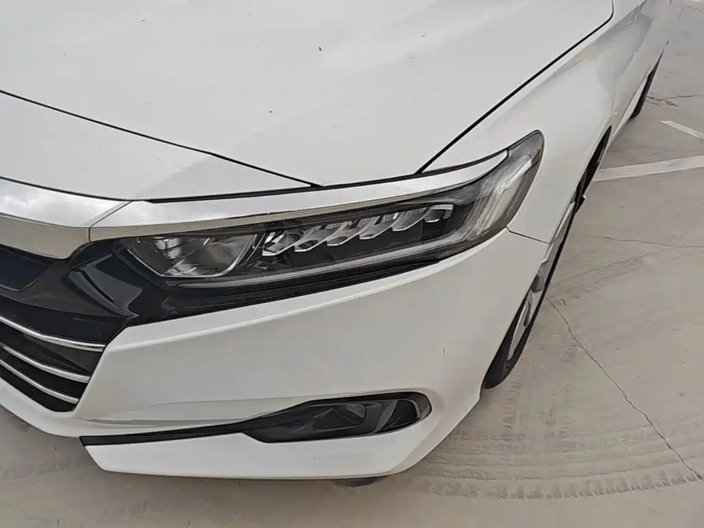 Honda Accord — миниатюра 24
