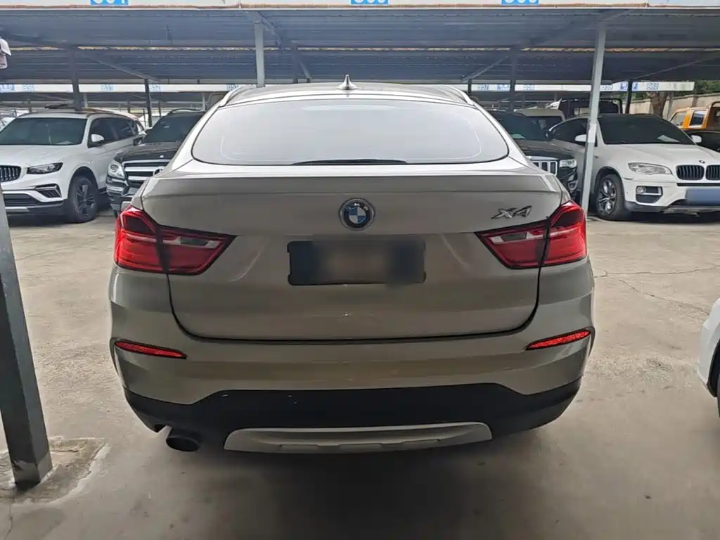 BMW X4 — миниатюра 6