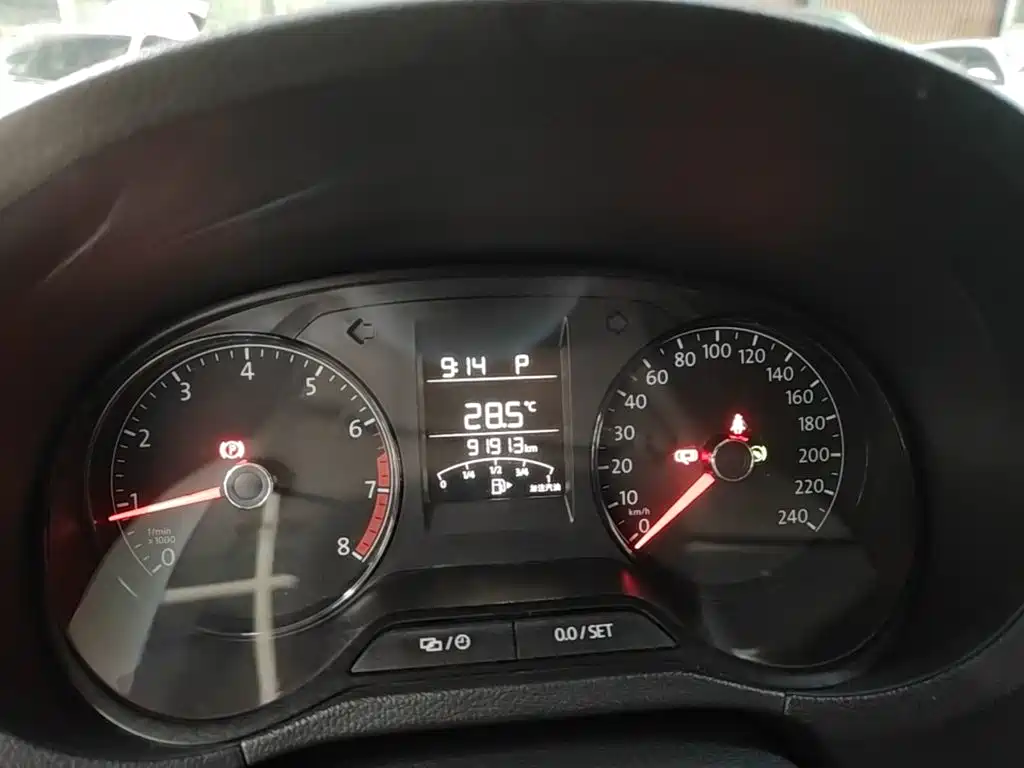 Volkswagen Polo — миниатюра 12
