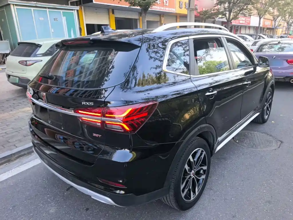 Roewe RX5 — миниатюра 7