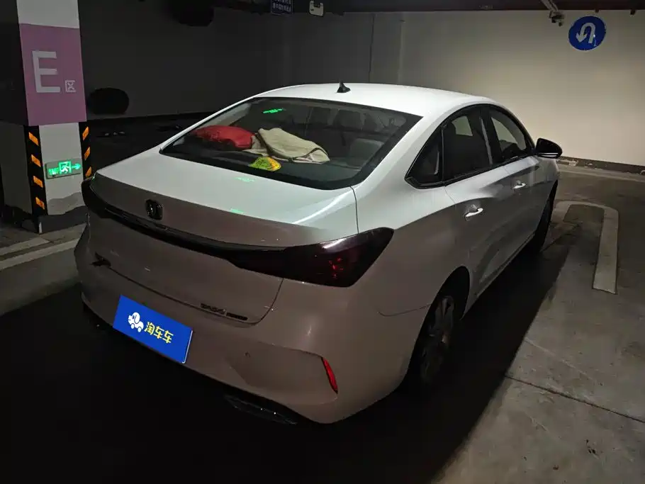 Changan Eado — миниатюра 3