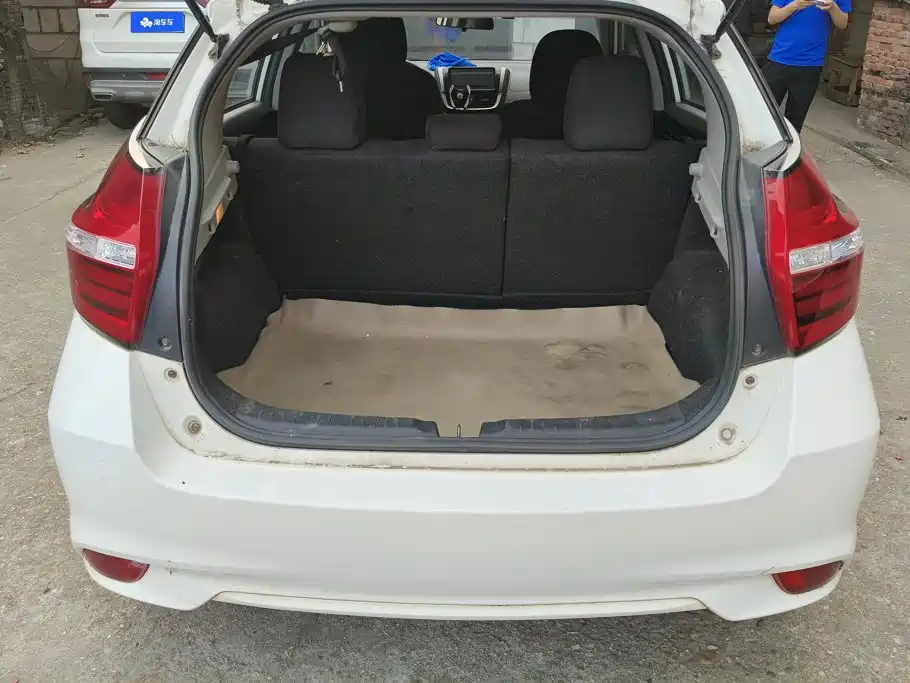 Toyota Vios FS — миниатюра 4